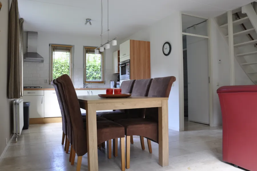 Het Bosmeer Bungalow 63 Eethoek
