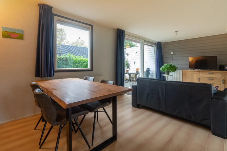 Het Bosmeer Bungalow 06 Eethoek