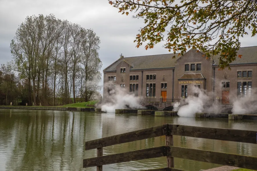 Het Bosmeer Omgeving Woudagemaal
